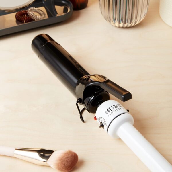 HOT TOOLS Professional Nano Ceramic Curling Iron 1 1/2" - Image 2